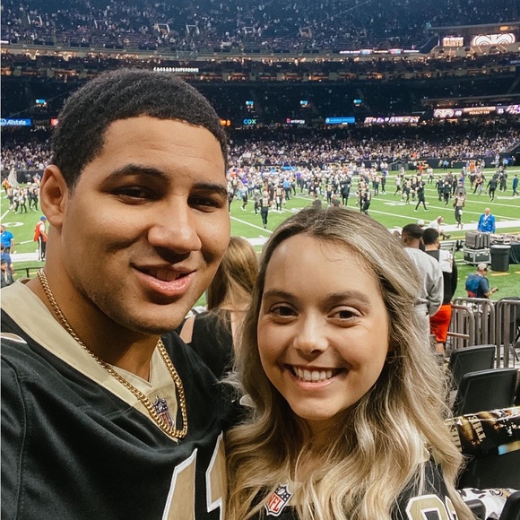 Meet your Posher, Sarah - Picture 3 of 5